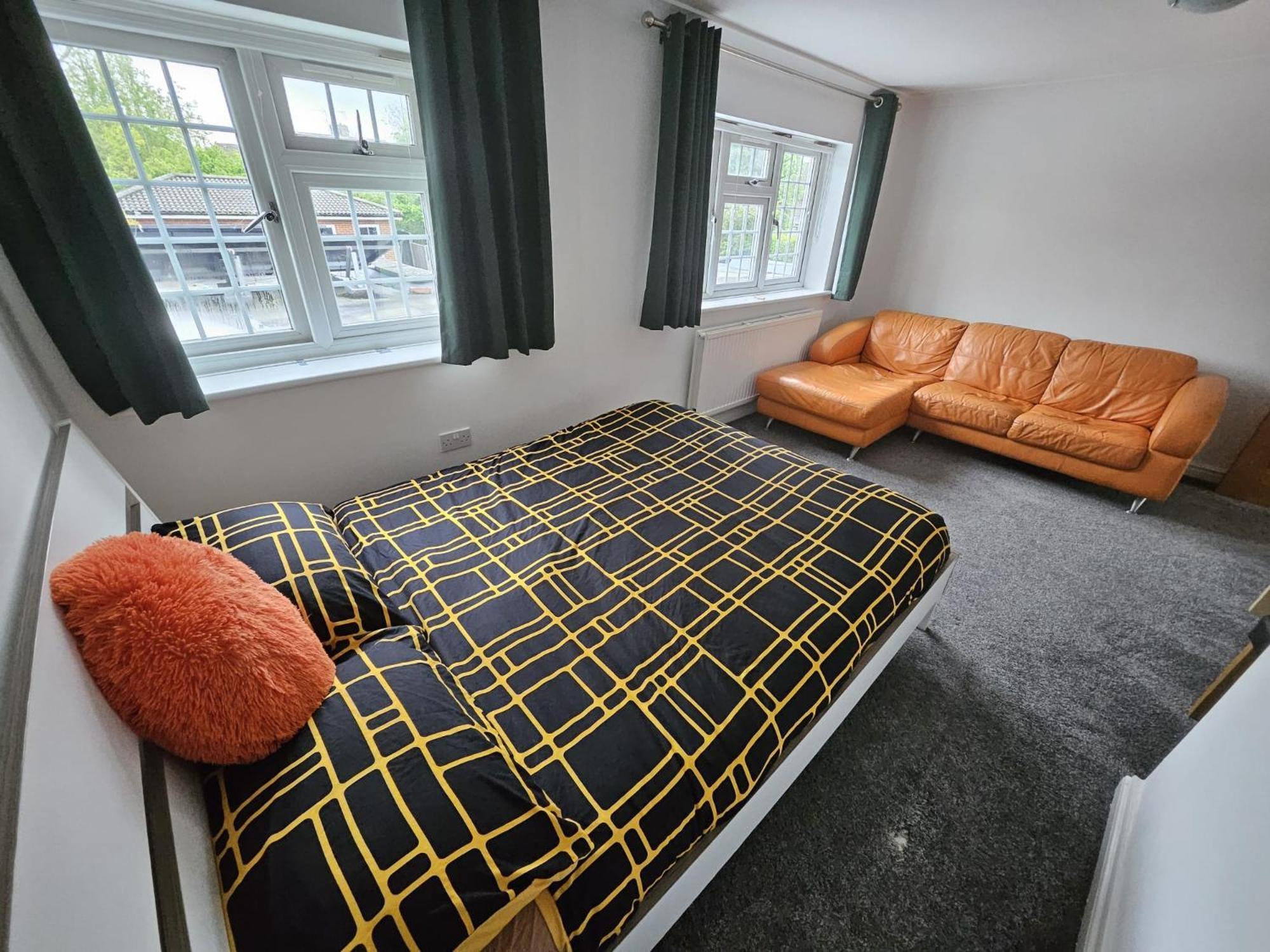 Snoozeden Westmead, Windsor Apartment Exterior photo